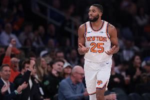  迈克-布朗：大桥对新体系学得比其他人快 他很早就参加了训练营