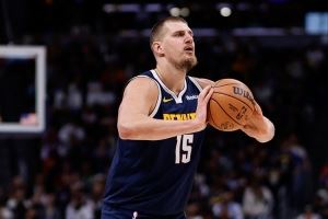  冲助攻王？约基奇赛季至今场均22.7分13.2板11.3助 真实命中率69%