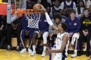  马刺首发：福克斯、卡斯尔、瓦塞尔、哈里森·巴恩斯、文班亚马