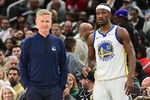  科尔：上一场打马刺更轻松自如 今天的强度更贴近季后赛级别