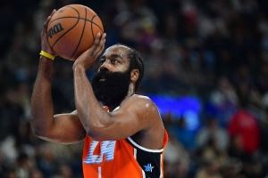  马健：哈登太惨了&没人能分担压力 快船最大败笔就是放走了鲍威尔